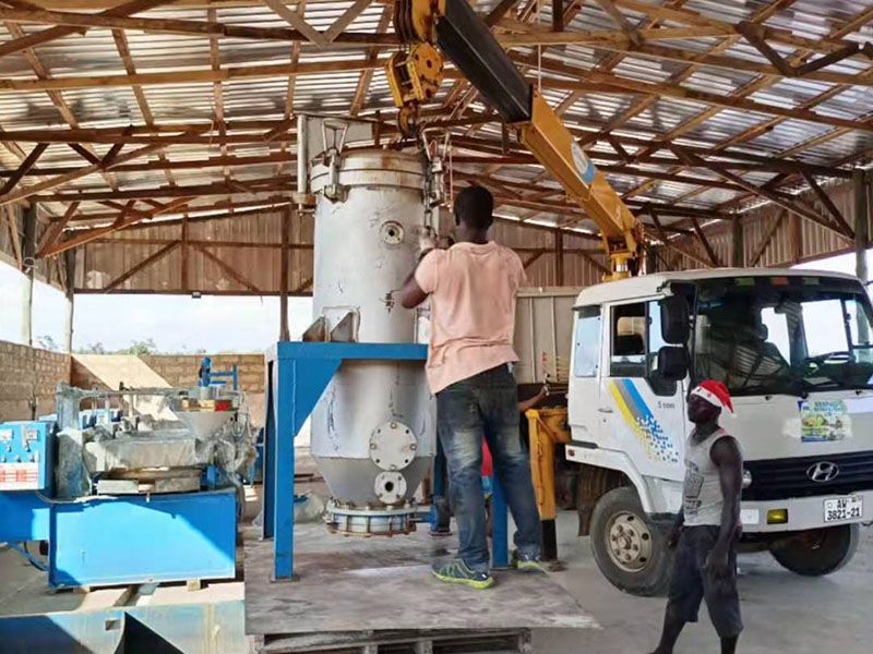 加納設備安裝現(xiàn)場